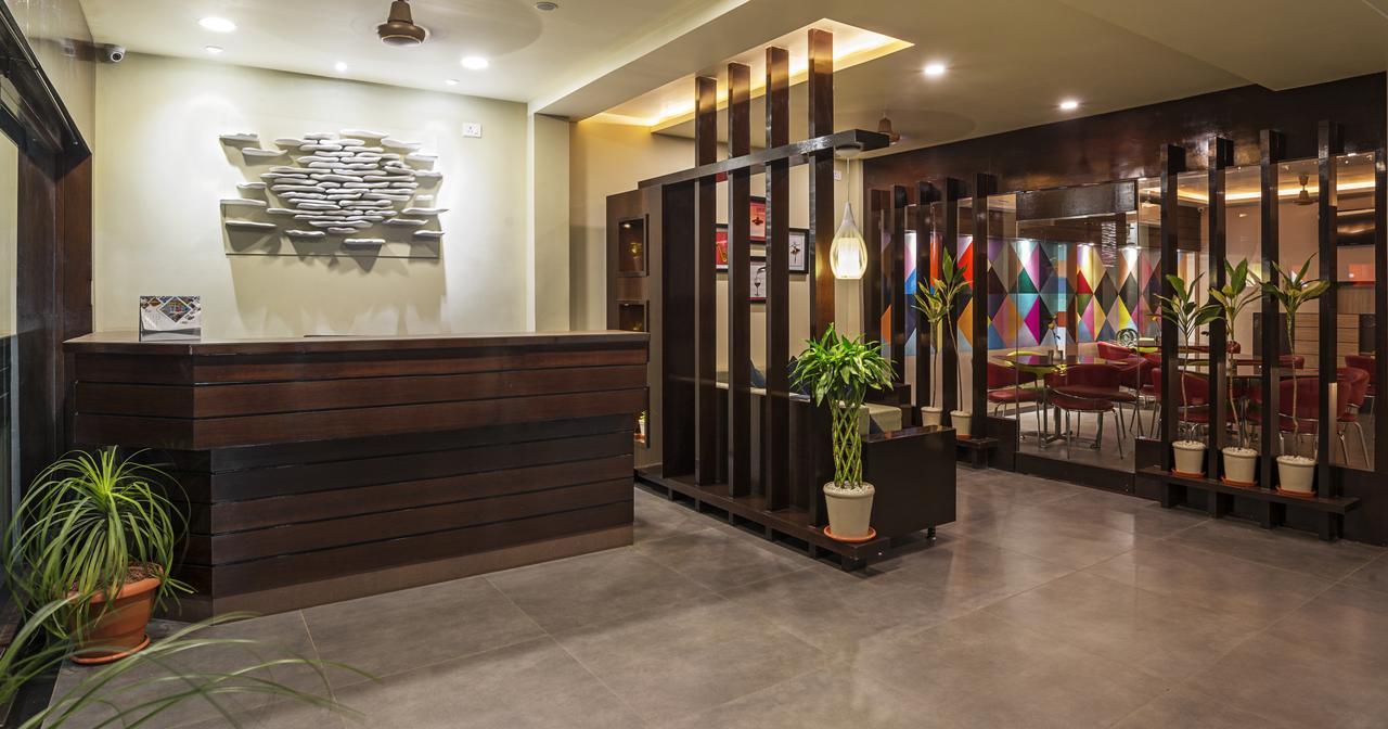 Sunshine Hotel Raigarh Exterior foto